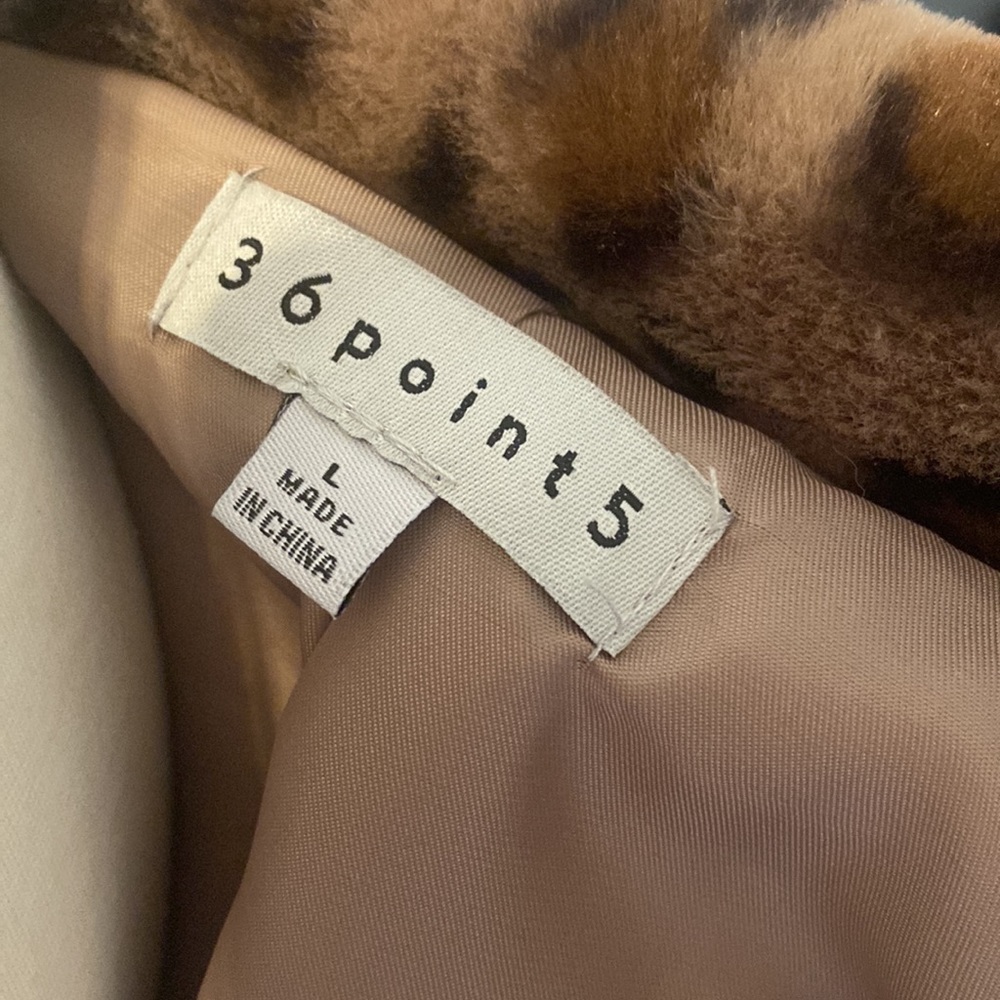 Leopard coat - Picture 3 of 3